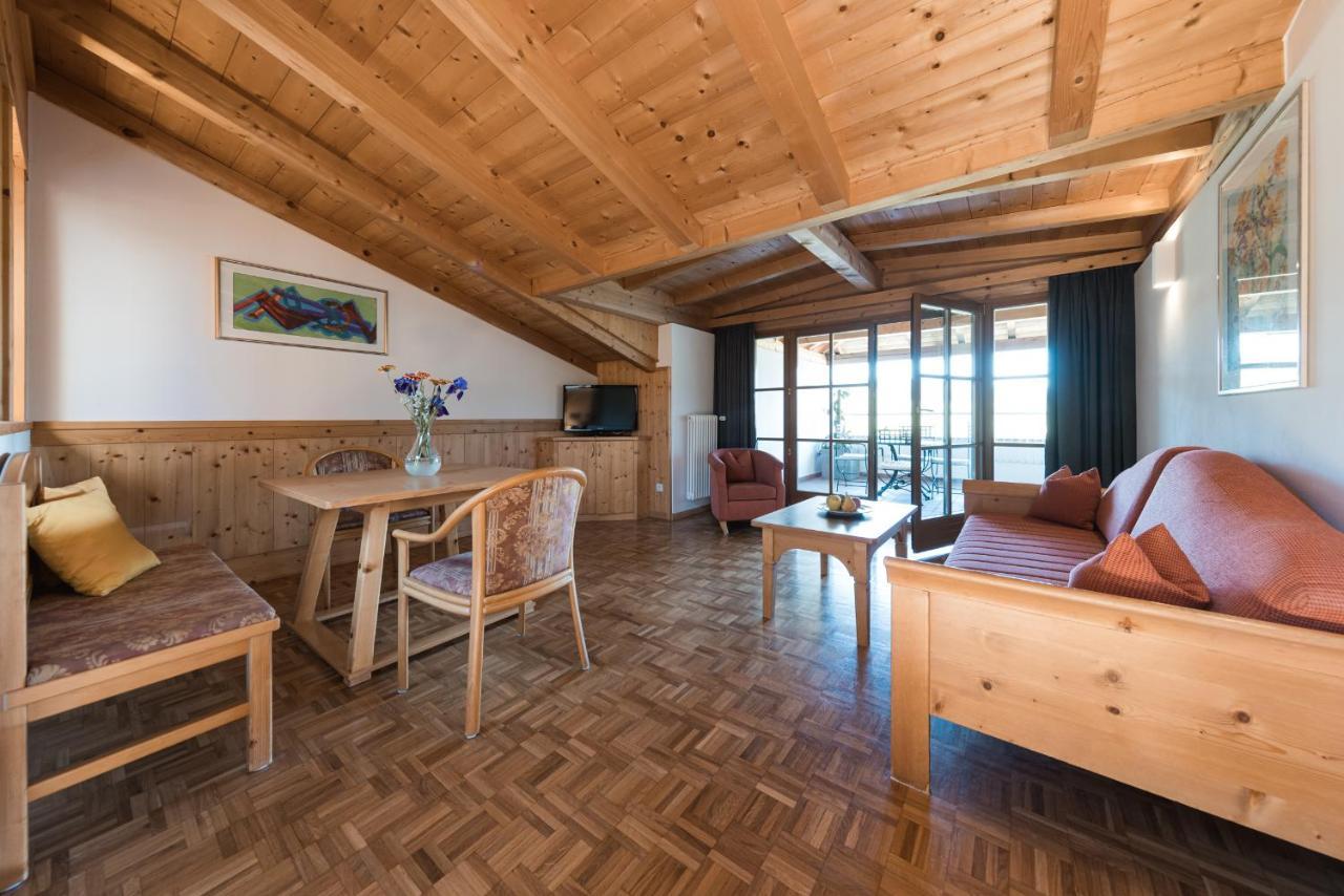 קאסטלרוטו Hotel Alpenflora מראה חיצוני תמונה