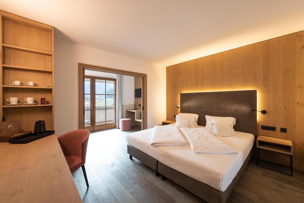 קאסטלרוטו Hotel Alpenflora מראה חיצוני תמונה