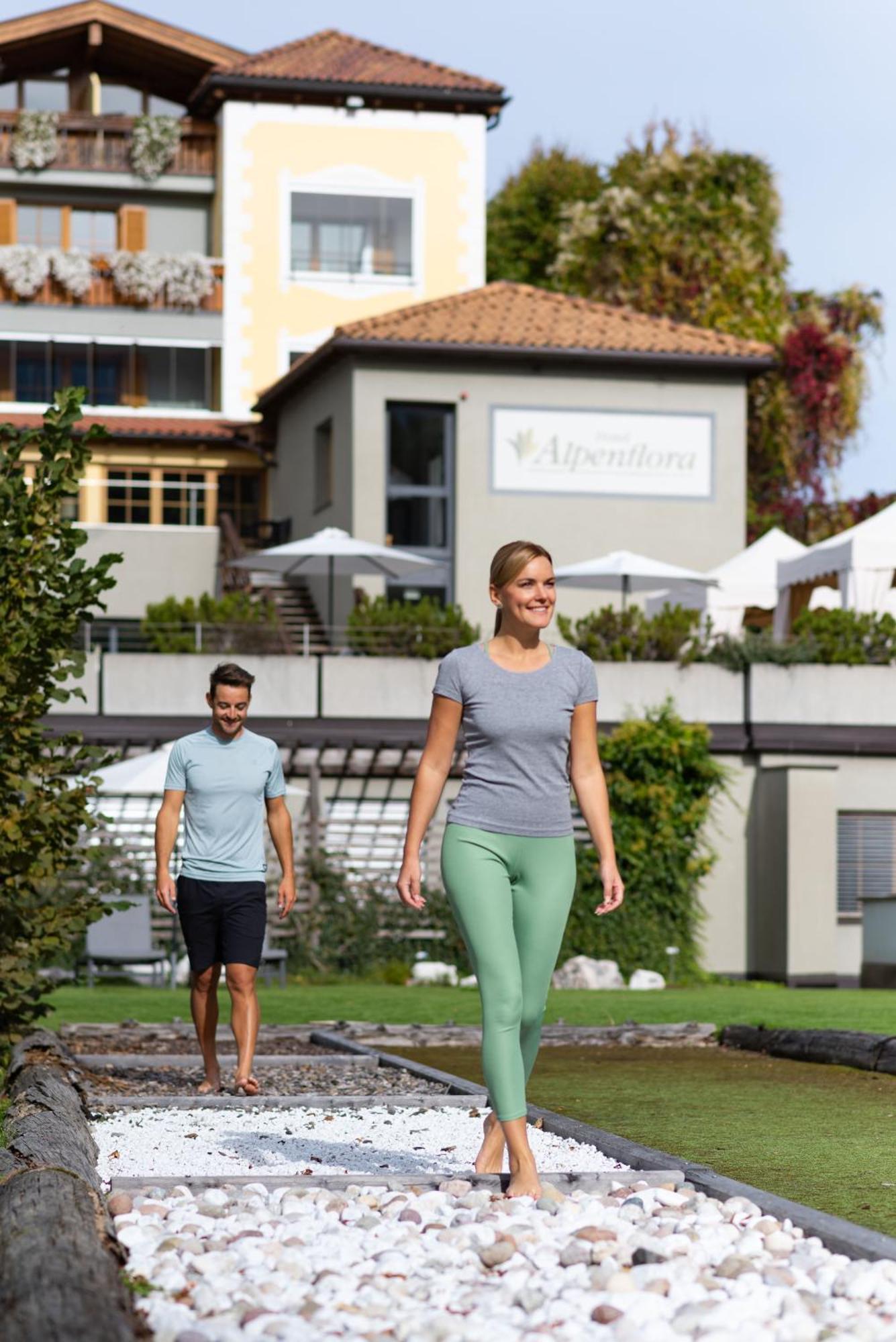 קאסטלרוטו Hotel Alpenflora מראה חיצוני תמונה